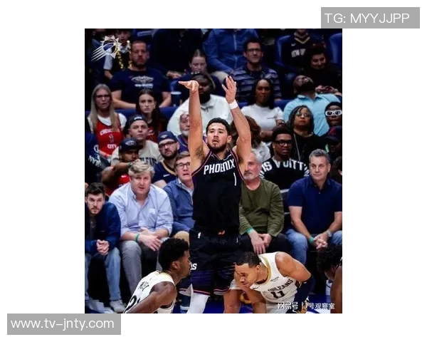 狄龙半场表现平平三分球未中罚球稳健贡献2分3板1助1断