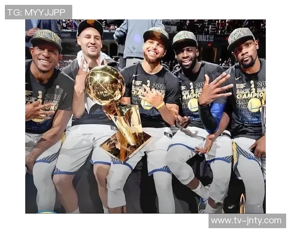 勇士与国王首发阵容对决库里携手穆迪巴特勒迎战威少与追梦波斯特