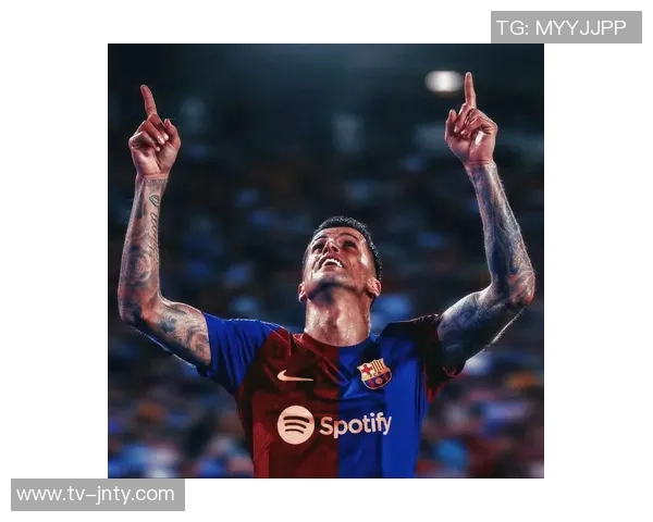 坎塞洛即将重返巴萨前队友菲利克斯在社交媒体点赞支持