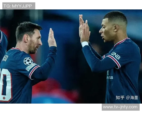 费德勒谈梅西世界杯表现称难以比较两者成就与影响力 费德勒谈梅西世界杯表现称难以比较两者成就与影响力